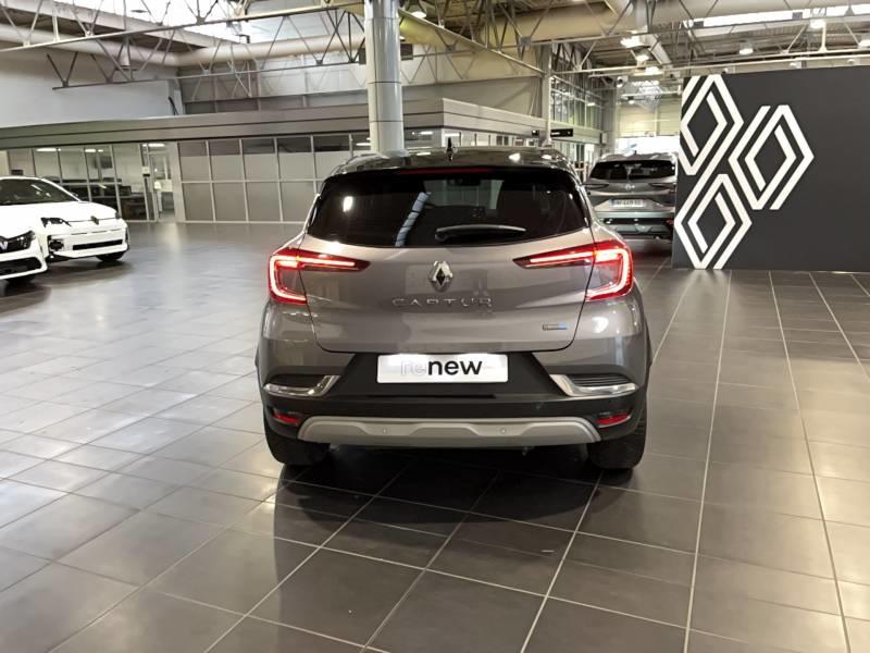 Renault Captur E-Tech Plug-in 160 Intens