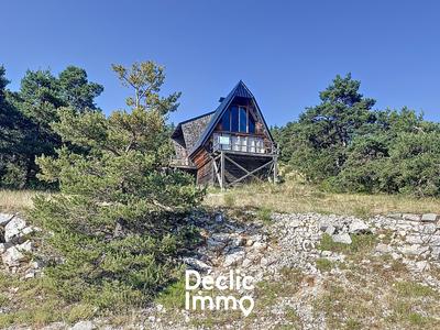 Maison - 99 m² - 4 pièces