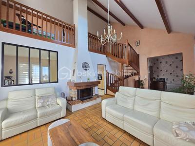 Pavillon - 135 m² - 6 pièces