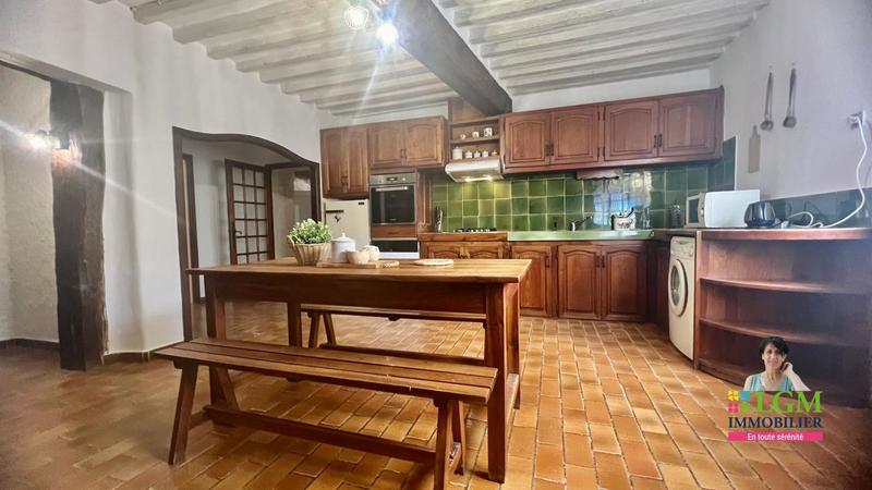 Mas - 255 m² - 7 pièces