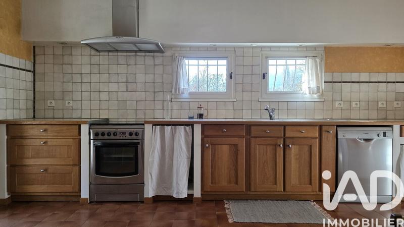 Maison - 158 m² - 8 pièces