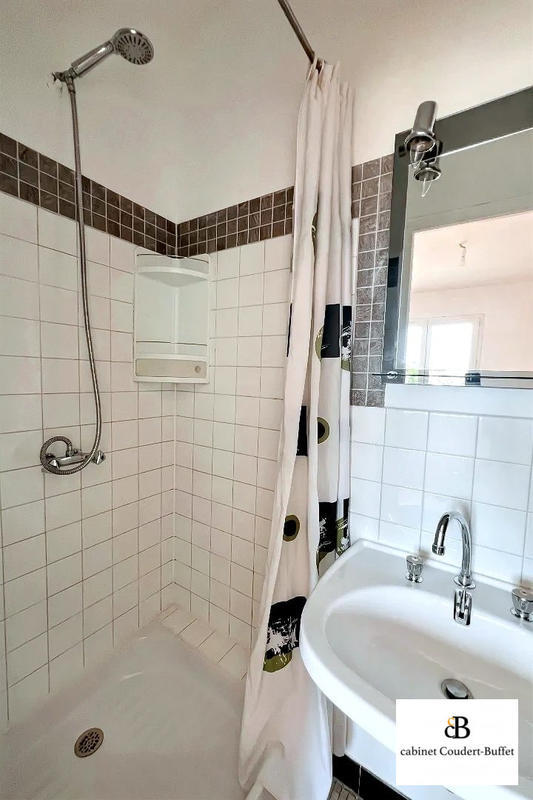 Appartement - 65 m² - 2 pièces