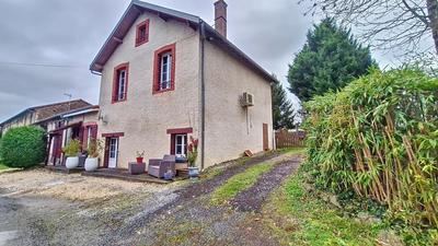 Maison - 121 m² - 5 pièces