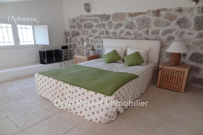 Villa - 250 m² - 7 pièces