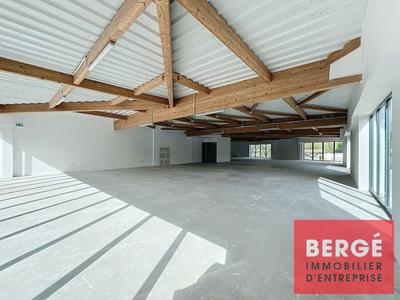 Bureau - 480 m²