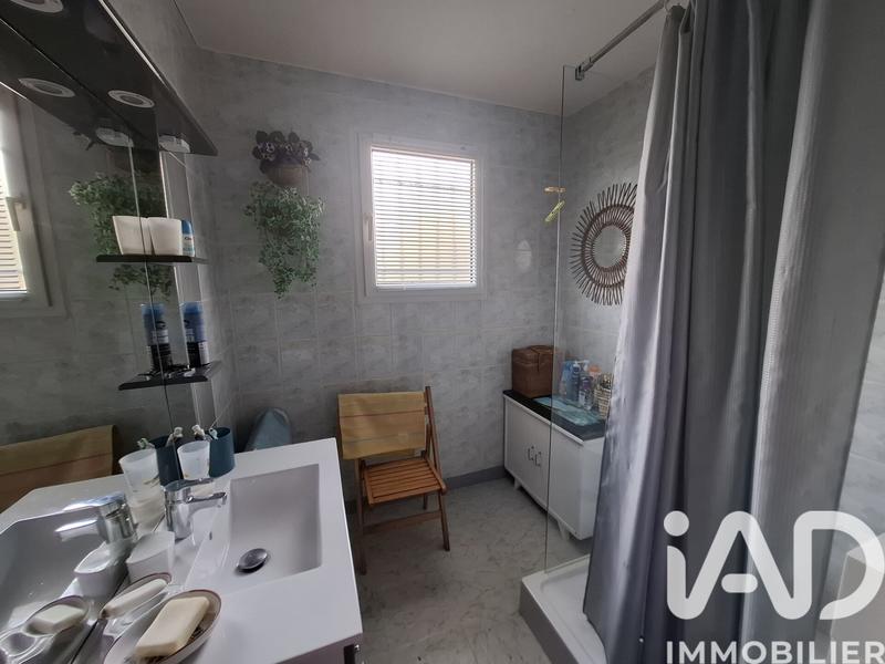 Maison - 95 m² - 4 pièces