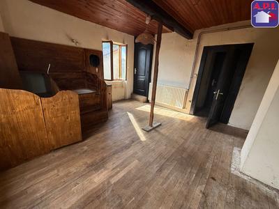 Maison - 96 m² - 3 pièces