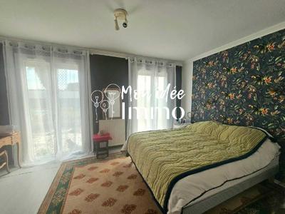 Maison - 146 m² - 6 pièces