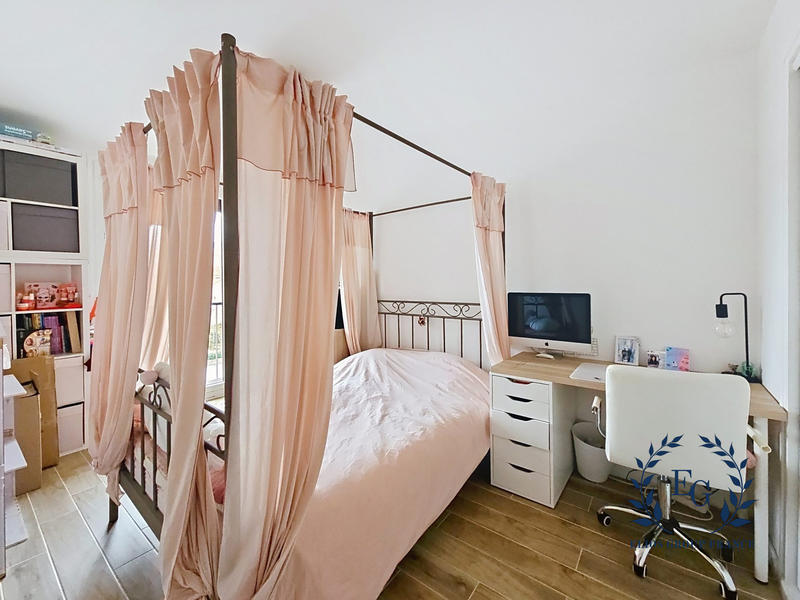 Appartement - 75 m² - 4 pièces