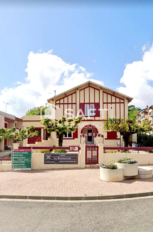 Local commercial - 700 m² - 25 pièces