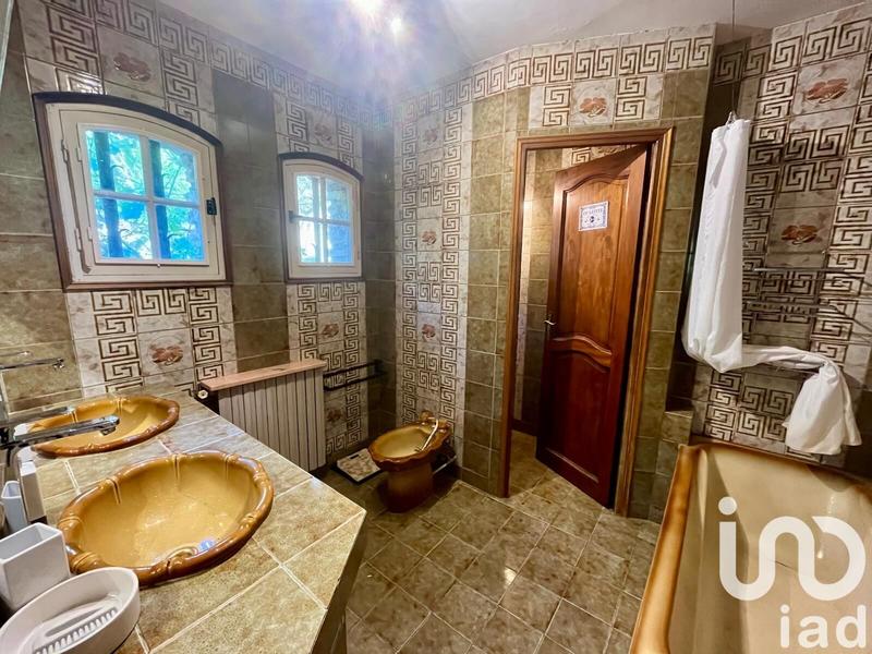 Maison - 185 m² - 5 pièces