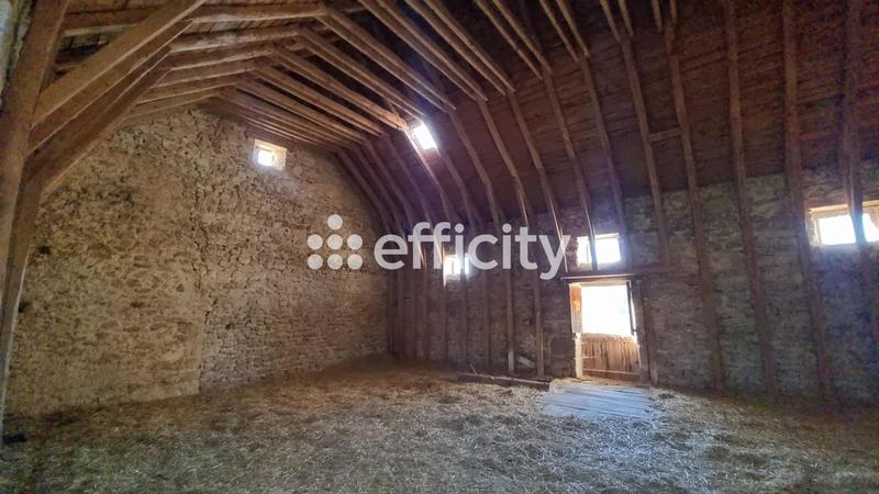 Maison - 200 m² - 2 pièces