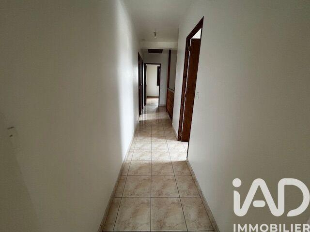 Maison - 205 m² - 8 pièces