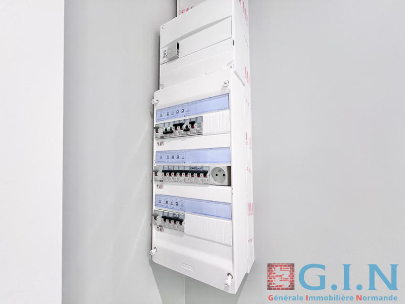 Appartement - 80 m² - 4 pièces