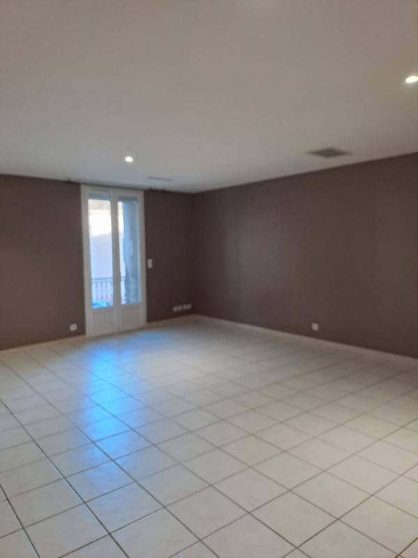 Maison - 231 m² - 10 pièces