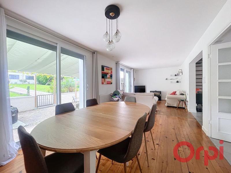 Maison - 146 m² - 5 pièces