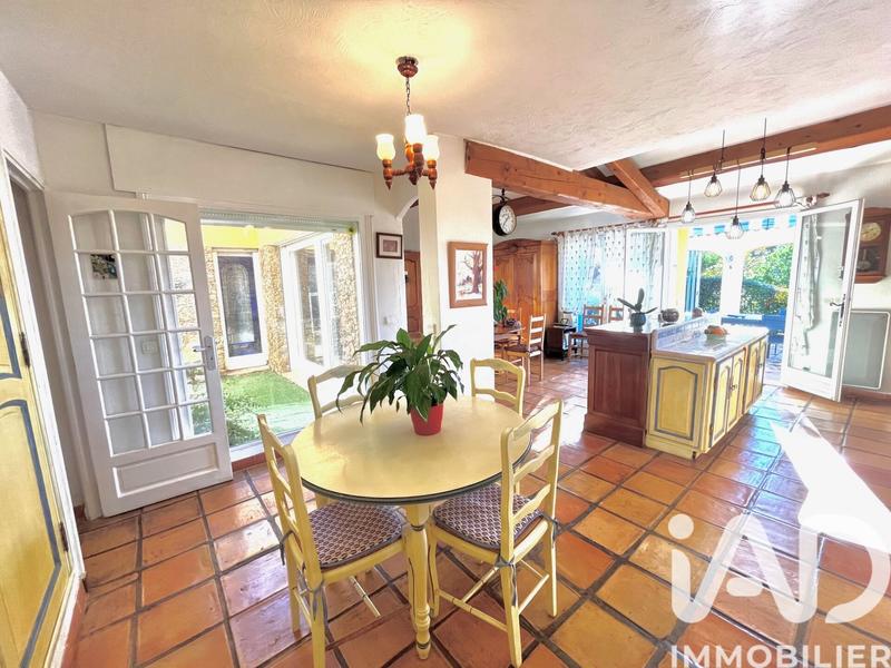 Maison - 140 m² - 6 pièces