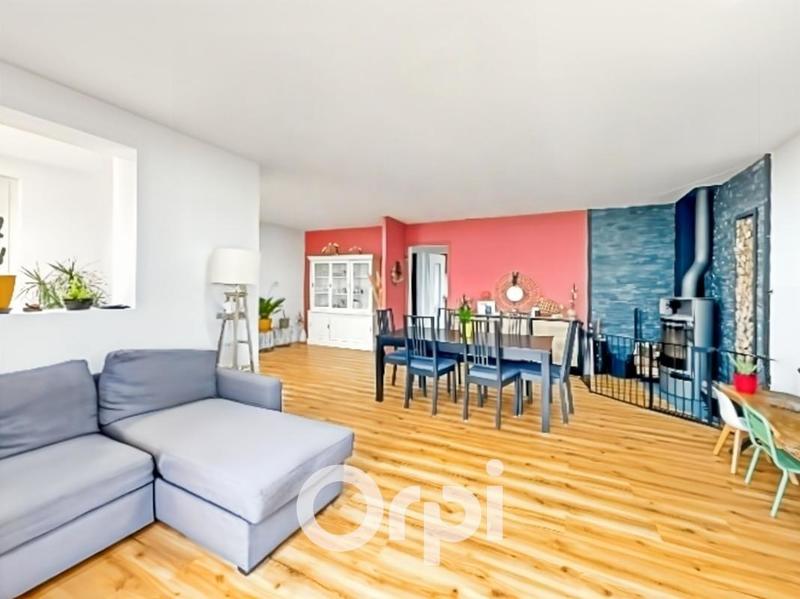 Maison - 158 m² - 6 pièces