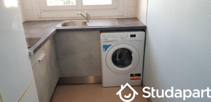 Chambre - 9 m² - 1 pièce