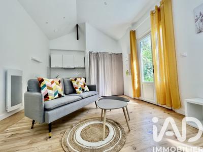 Studio - 24 m² - 1 pièce