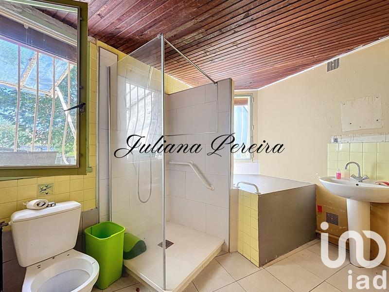 Maison - 248 m² - 11 pièces