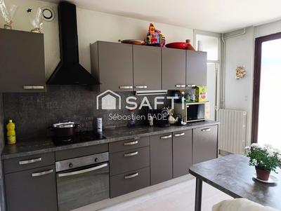 Maison - 95 m² - 4 pièces