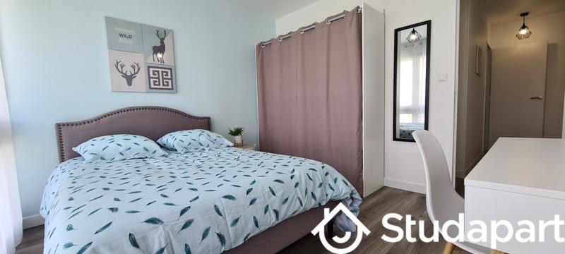 Chambre - 10 m² - 1 pièce