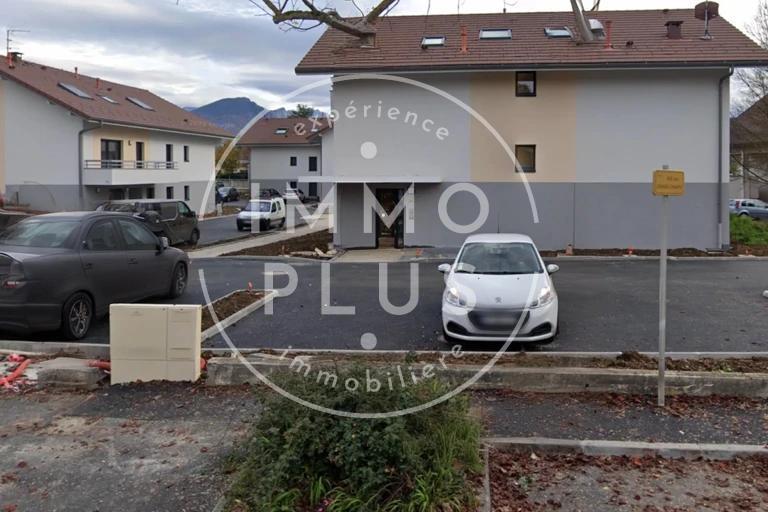 Parking - 12 m²