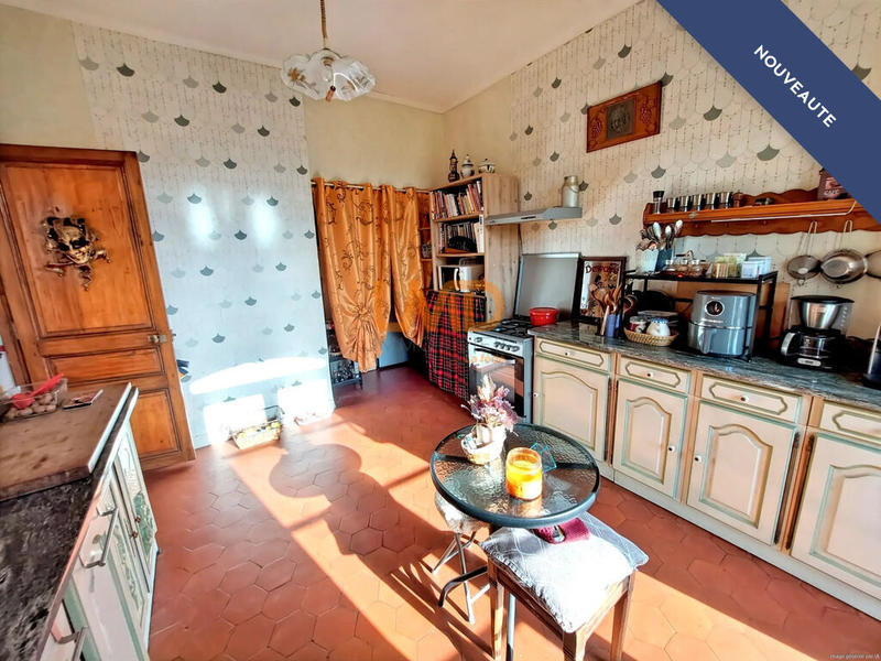 Maison en pierre - 140 m² - 4 pièces