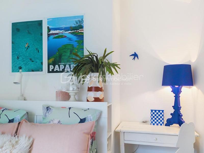 Propriété - 253 m² - 8 pièces