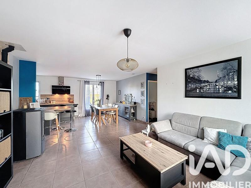 Maison - 93 m² - 5 pièces