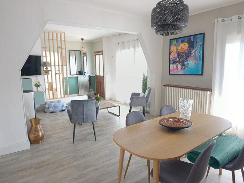 Maison - 92 m² - 4 pièces