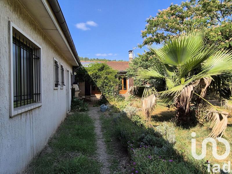 Maison - 331 m² - 5 pièces