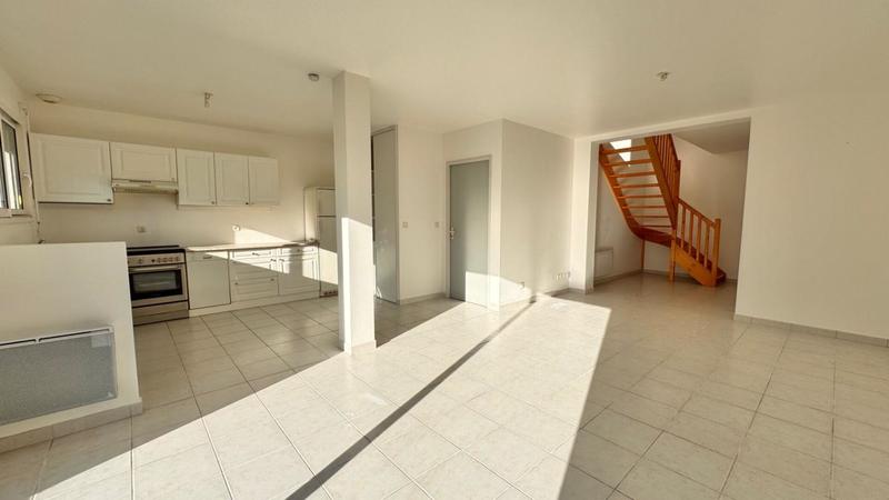 Maison - 180 m² - 4 pièces