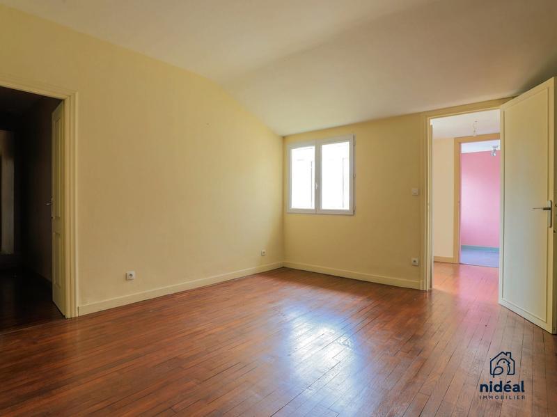 Appartement - 127 m² - 3 pièces
