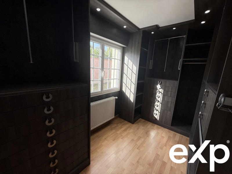 Villa - 230 m² - 7 pièces