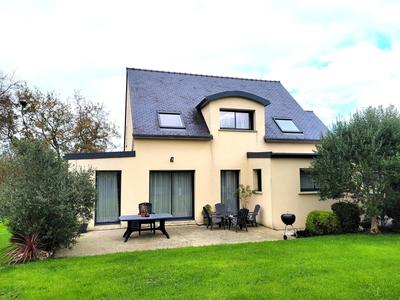 Maison - 139 m² - 6 pièces