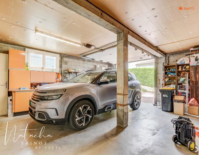 Maison - 160 m² - 8 pièces