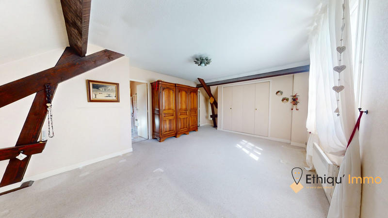 Maison - 192 m² - 6 pièces