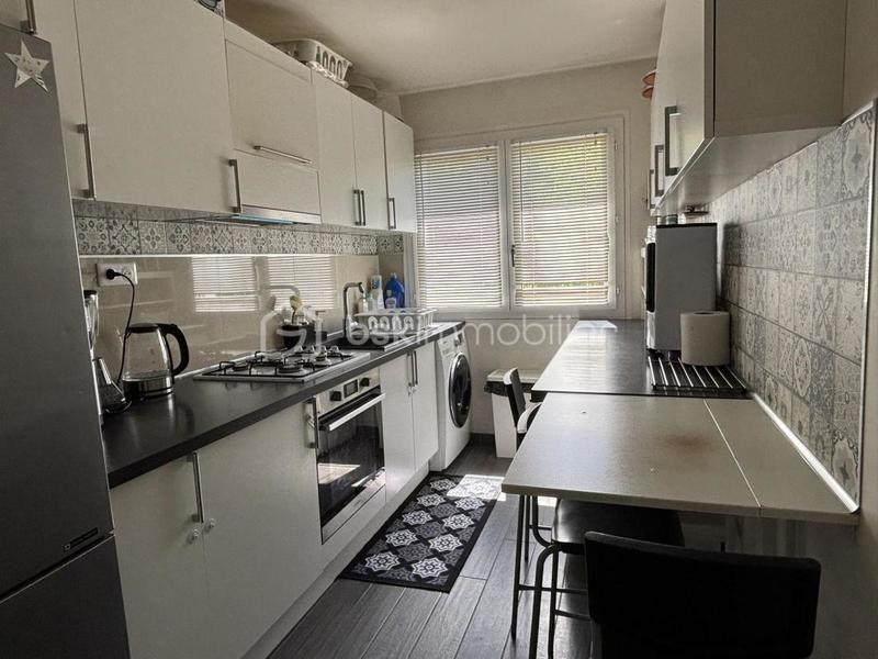 Appartement - 64 m² - 3 pièces