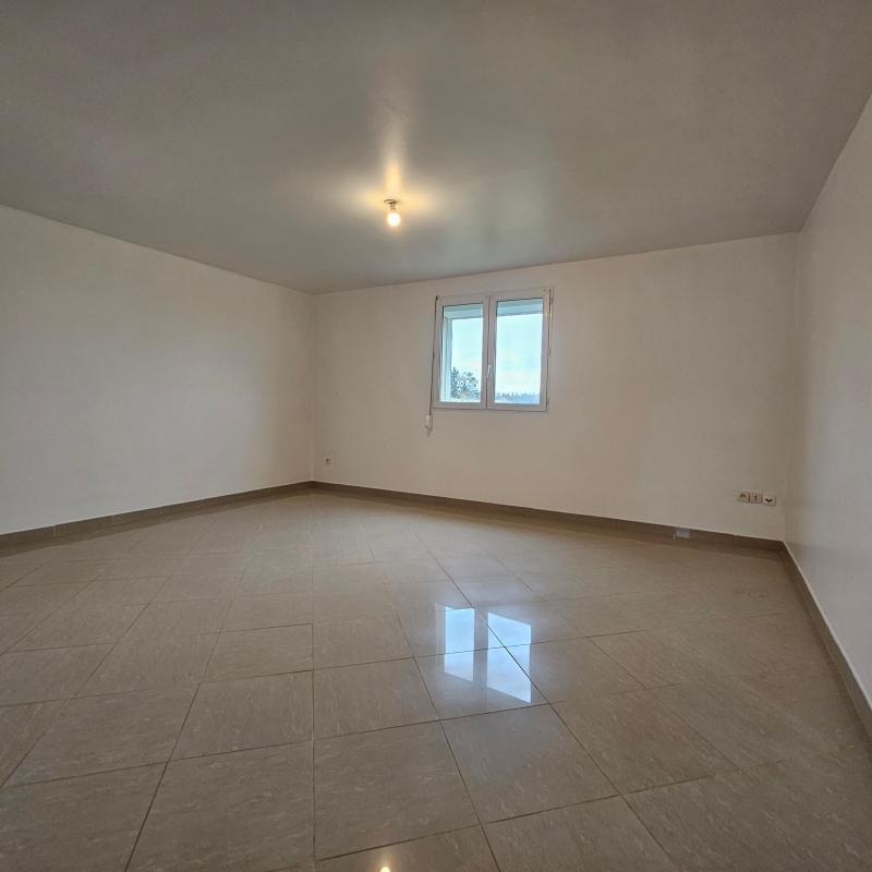 Maison - 210 m² - 7 pièces