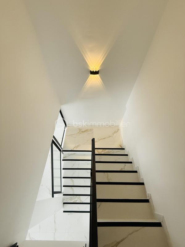 Maison - 124 m² - 6 pièces