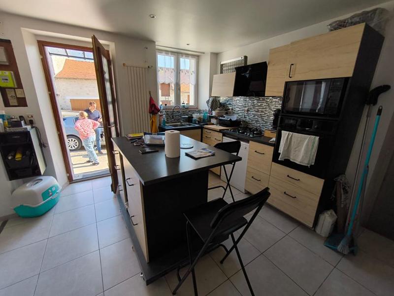 Maison - 95 m² - 5 pièces