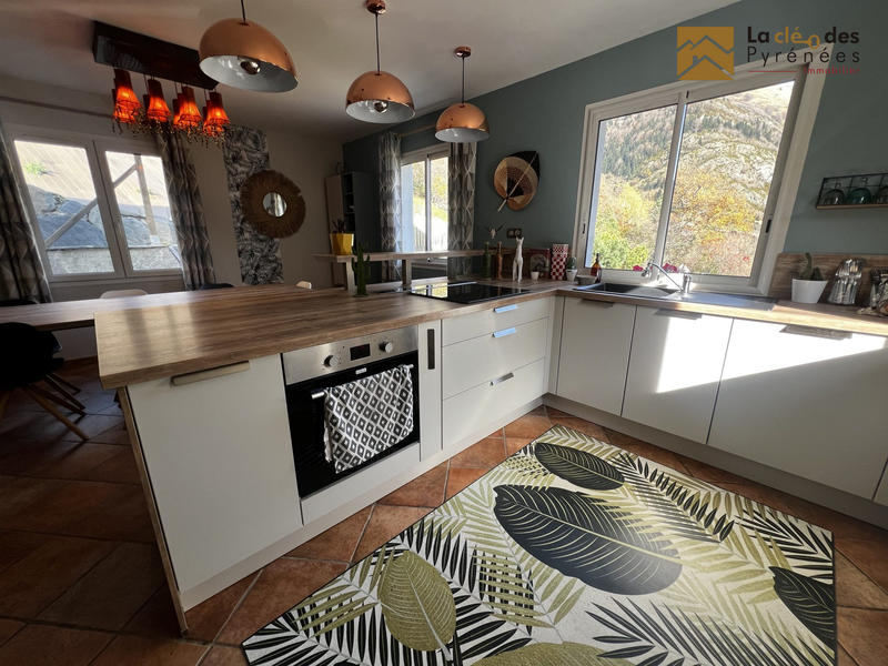 Maison - 127 m² - 5 pièces