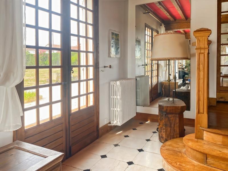 Maison - 388 m² - 11 pièces