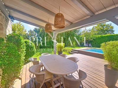 Maison - 152 m² - 5 pièces