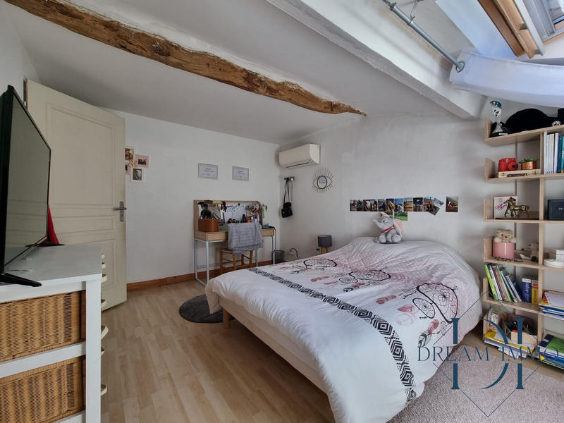 Maison - 291 m² - 10 pièces