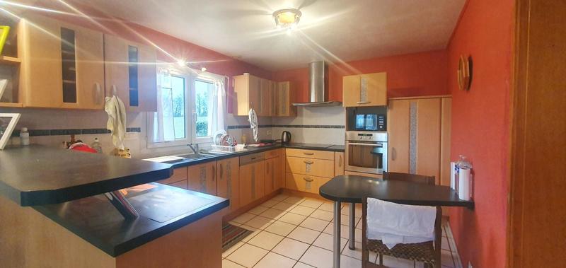 Maison - 97 m² - 6 pièces