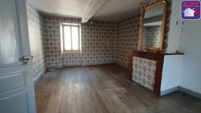 Maison - 80 m² - 3 pièces