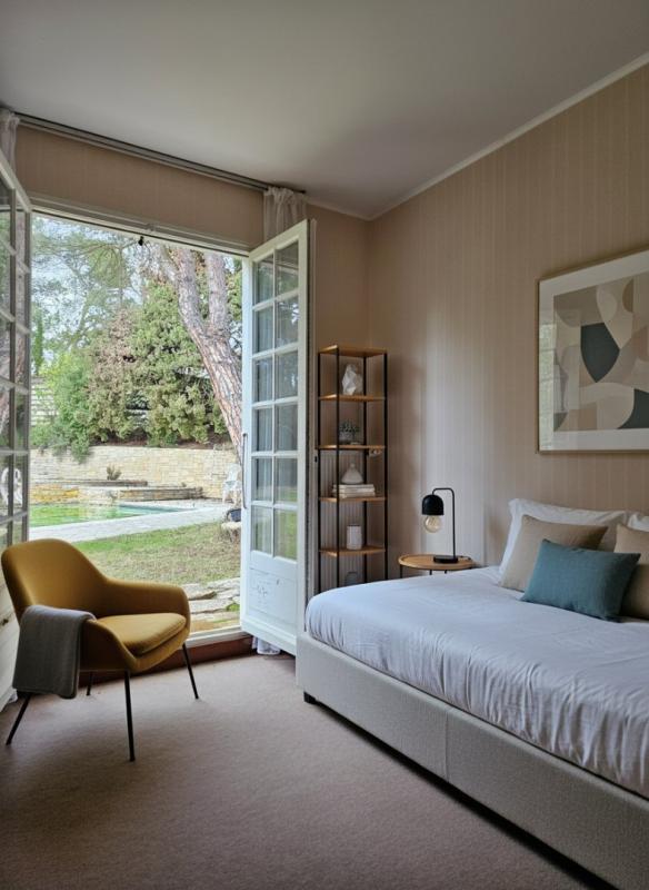 Maison - 181 m² - 8 pièces